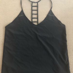 Lululemon Black top -Reflector strips Size Medium